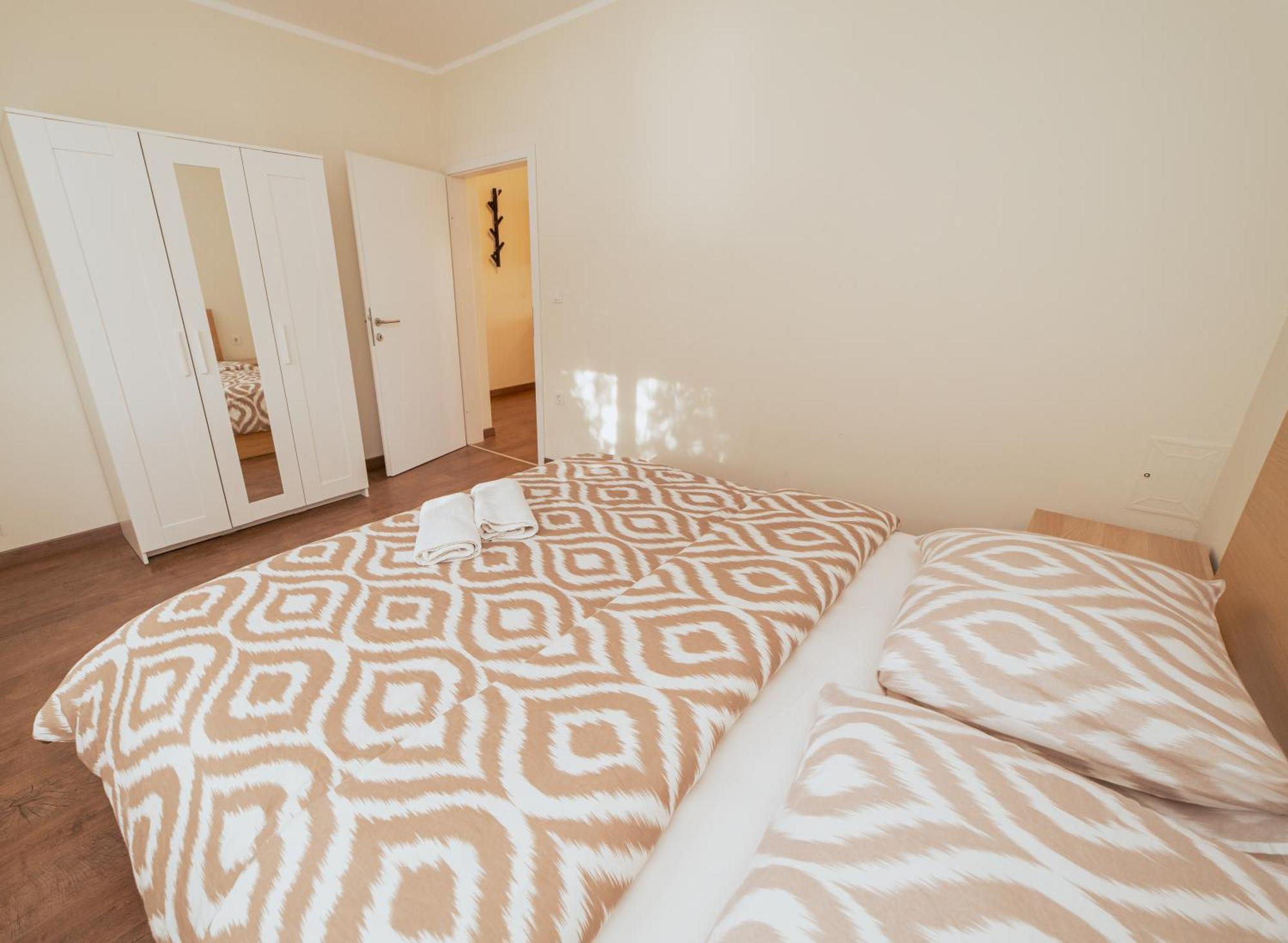 Hotel Jankovi Dvori Rakovica Camera foto